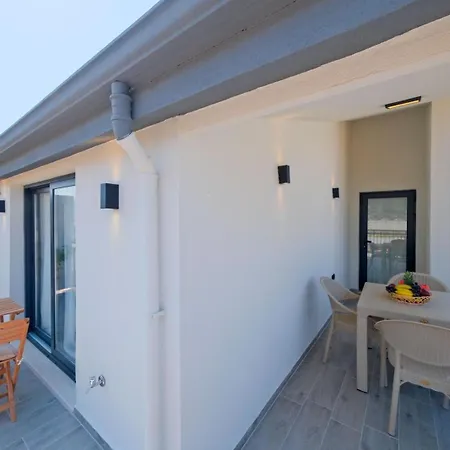 Luxury 1 Apartament *